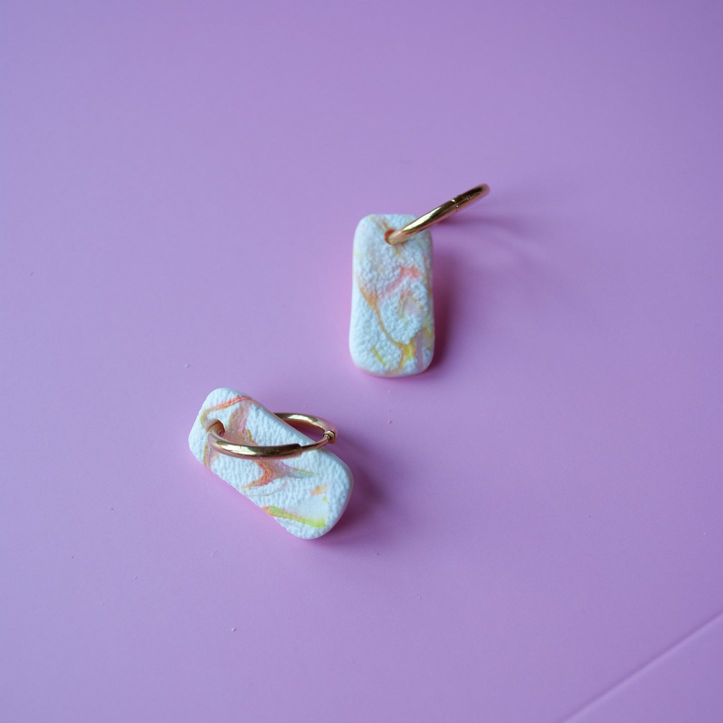 HOOP BAR GOLD- white milkshake