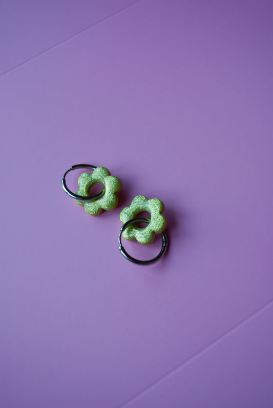 HOOP DAISY ZILVER - GREEN GLITTER